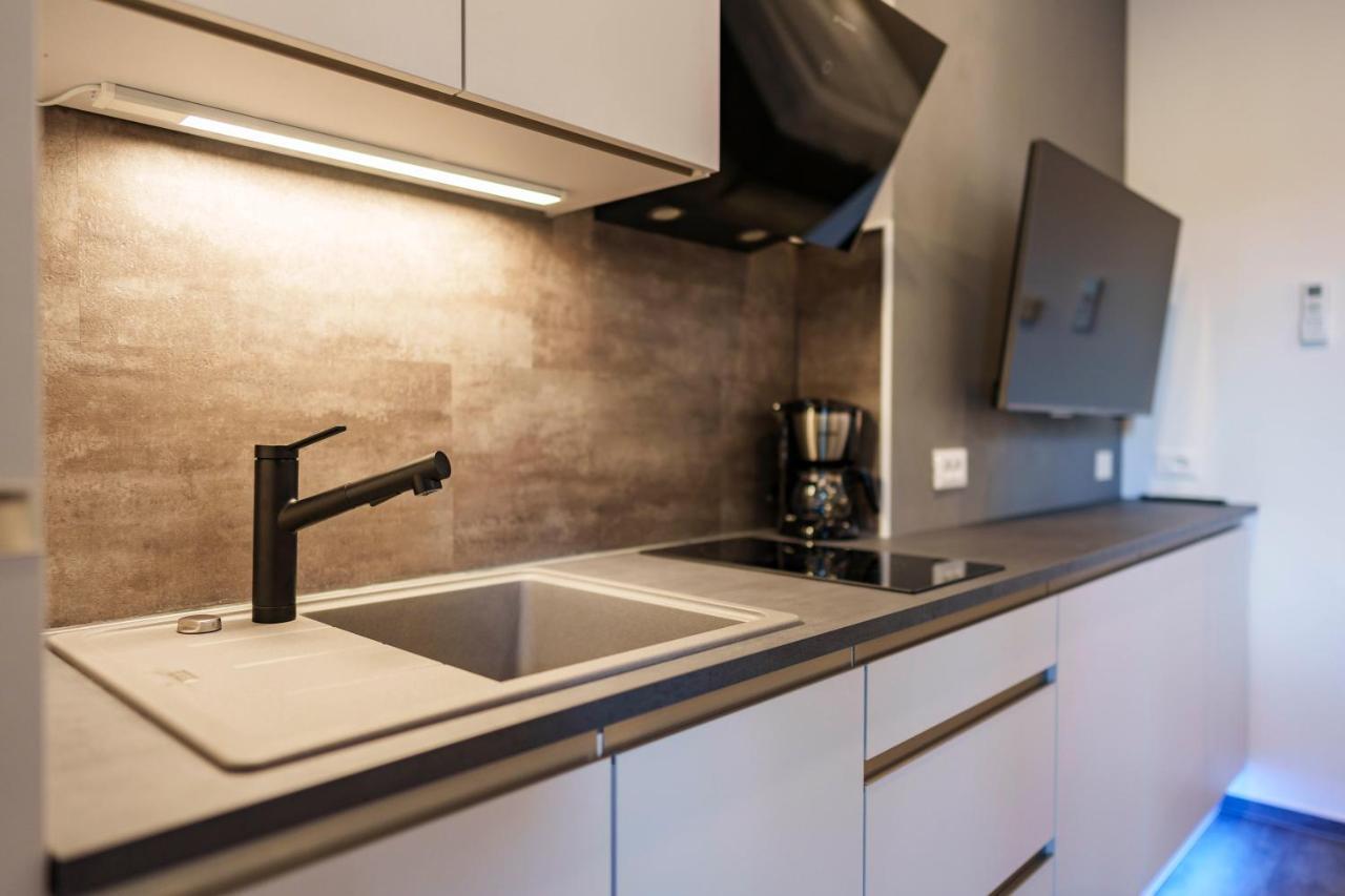Lake Apartment Primea Sirmione Luaran gambar