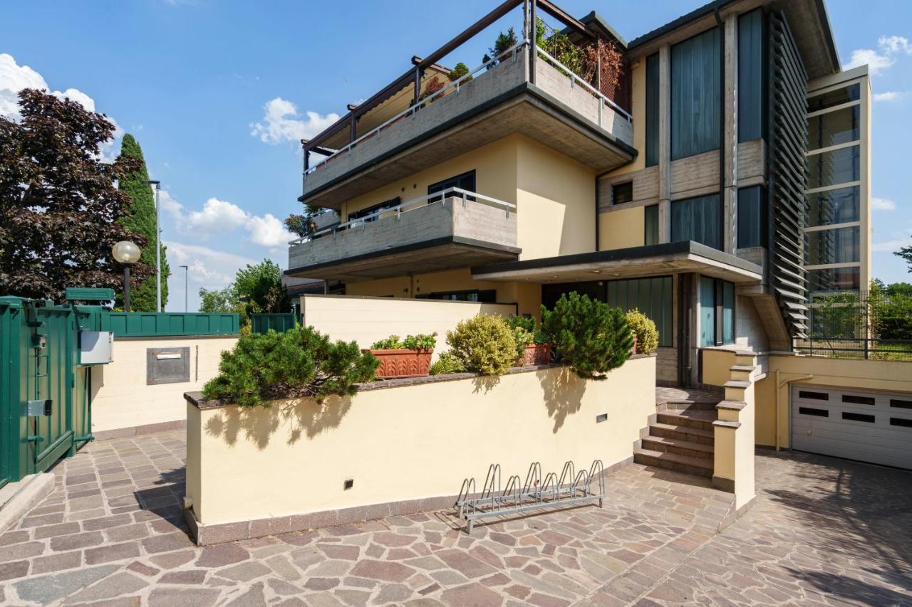 Lake Apartment Primea Sirmione Luaran gambar